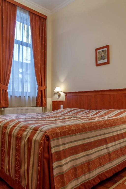 Pannon Hotel Bejelentkezes 20 Oraig, Check-In Until 20 O'Clock, Einchecken Bis 20 Uhr Mohács Екстериор снимка