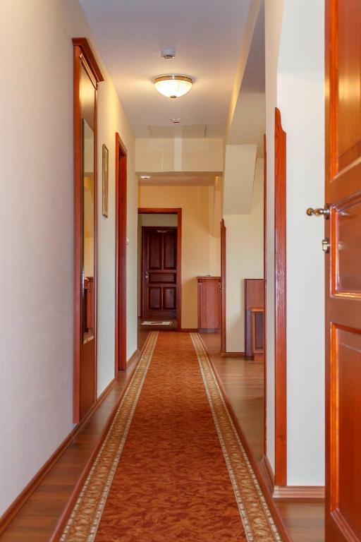 Pannon Hotel Bejelentkezes 20 Oraig, Check-In Until 20 O'Clock, Einchecken Bis 20 Uhr Mohács Екстериор снимка
