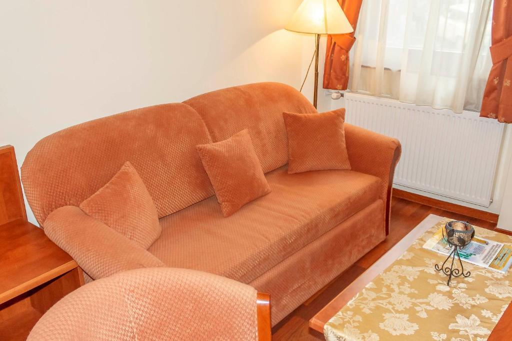 Pannon Hotel Bejelentkezes 20 Oraig, Check-In Until 20 O'Clock, Einchecken Bis 20 Uhr Mohács Стая снимка