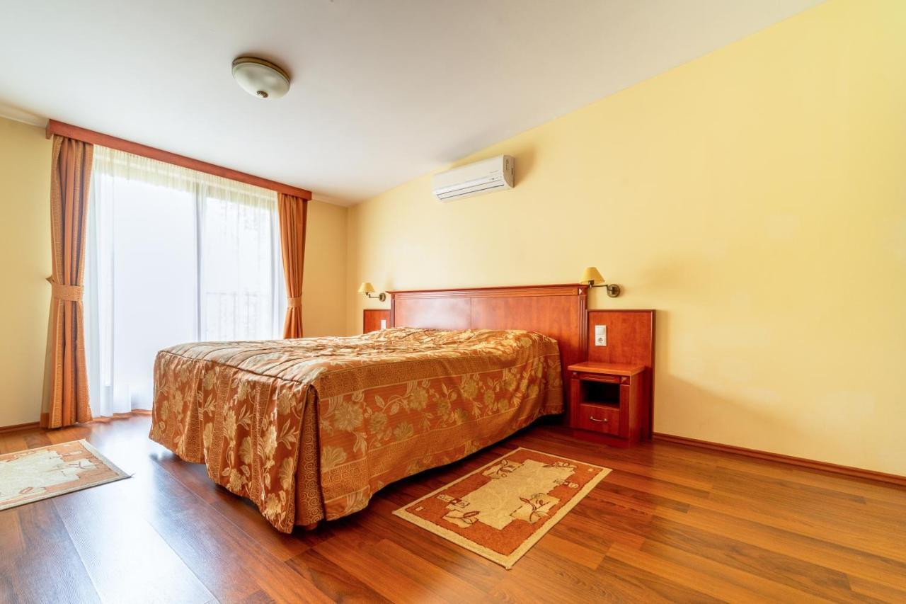 Pannon Hotel Bejelentkezes 20 Oraig, Check-In Until 20 O'Clock, Einchecken Bis 20 Uhr Mohács Екстериор снимка